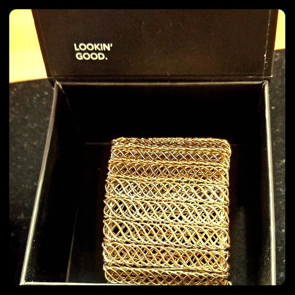 Cuff bracelet